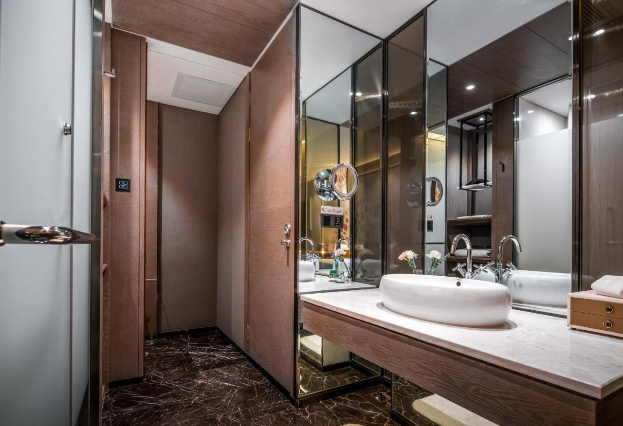 Cachet Boutique Kunming Artime Hotel Exterior photo